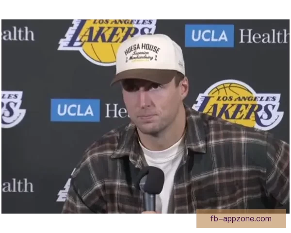 肯纳德谈绝杀时刻：勒布朗吸引双人防守 斯马特妙传助我命中关键三分